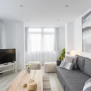 Urbe10 Angel Ganivet 2 Bedrooms Apartamento